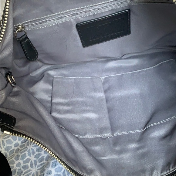 Coach purse - Picture 4 of 7